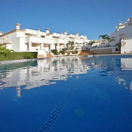 Arade - Complex Ideal For Families *